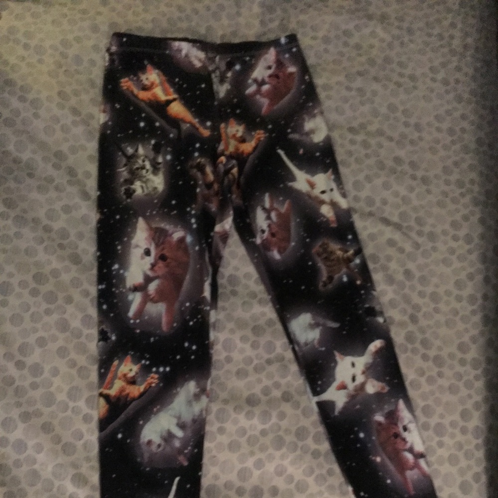 Kitty Leggings 🐱💥💫 - Picture 2 of 3